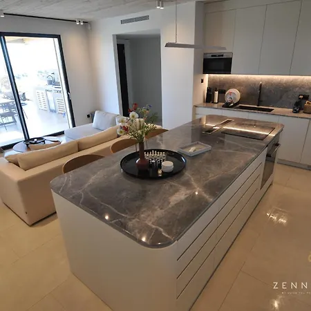 Zennova #50, Cueva Villa Nea Skioni