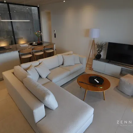 Zennova #50, Cueva