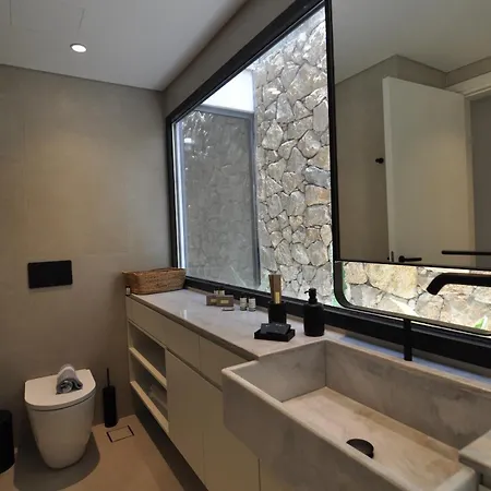 فيلة Leisure Gates 2 نيا سكيوني