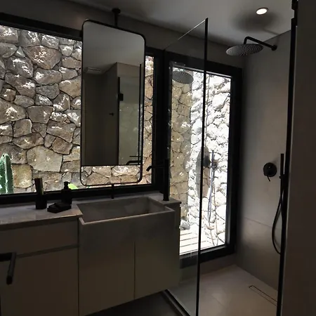 Leisure Gates 2 * نيا سكيوني